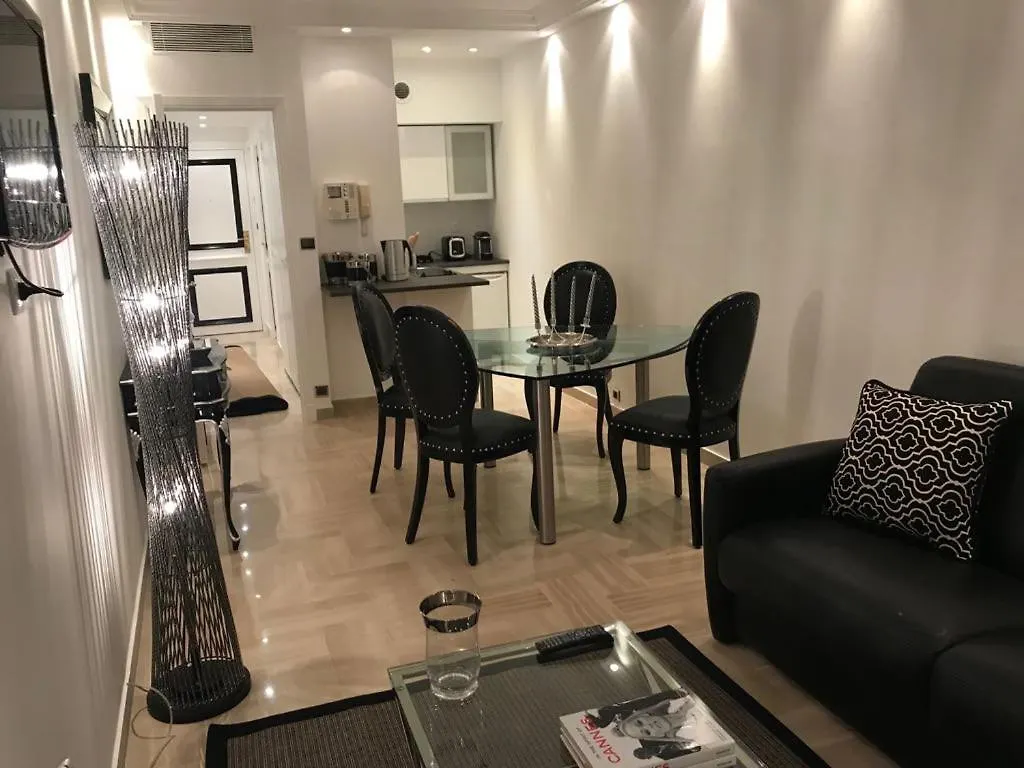 דירה Studio Gray D'Albion קאן צרפת